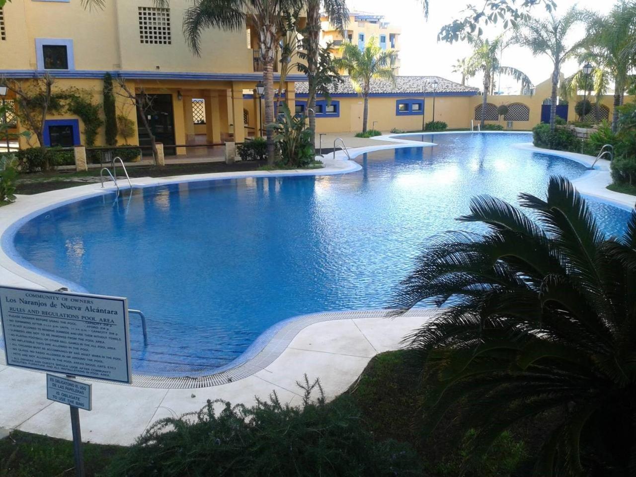 Apartamento San Pedro Playa マルベーリャ エクステリア 写真